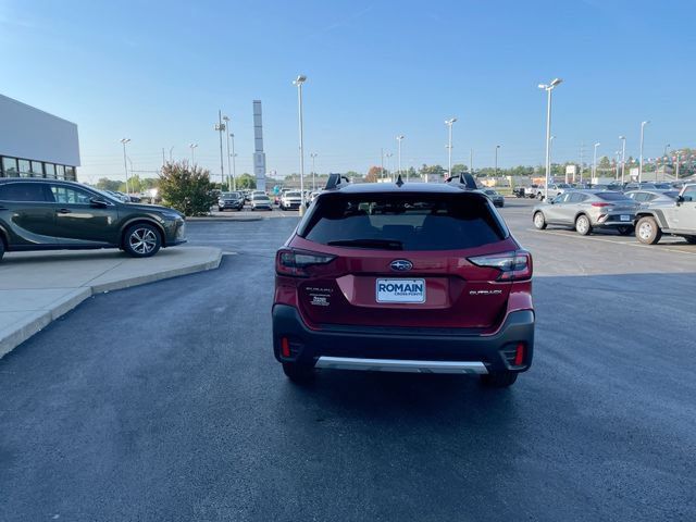 Used 2020 Subaru Outback Limited w/ Popular Package #2 AWD/4WD image 4