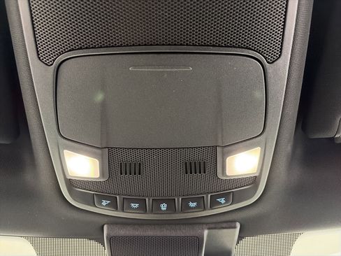 Used 2020 Ford F150 XLT w/ Equipment Group 302A Luxury AWD/4WD image 32