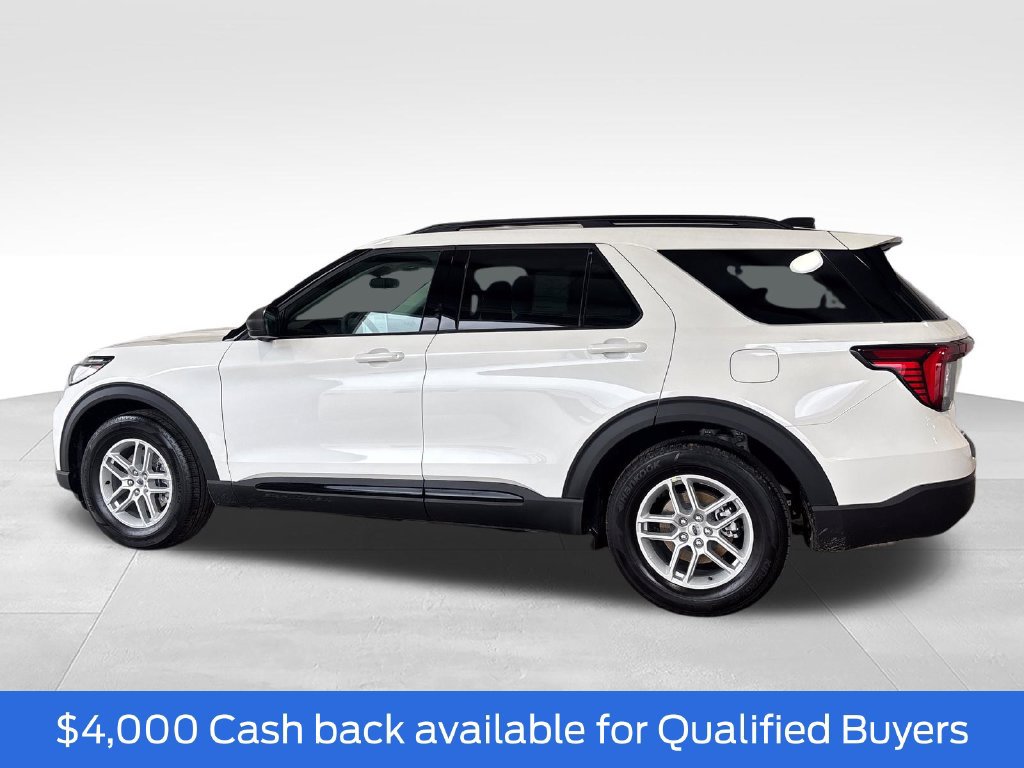 New 2026 Ford Explorer Active w/ Active Comfort Package RWD image 2