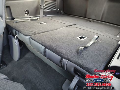 New 2025 Ford Explorer Active w/ Active Comfort Package image 18