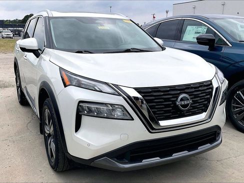 Certified 2023 Nissan Rogue SL w/ SL Premium Package FWD image 1