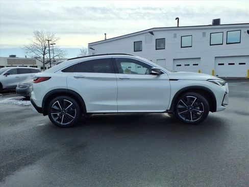 Certified 2023 INFINITI QX55 Essential image 4