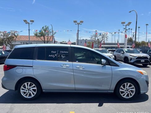 Used 2013 MAZDA MAZDA5 Sport FWD image 4