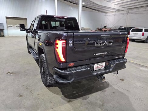 Used 2024 GMC Sierra 2500 Denali w/ Technology Package image 11