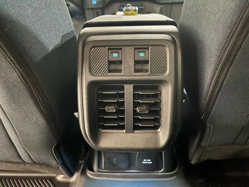 Used 2025 Ford Bronco Heritage Edition image 24