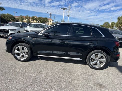 Certified 2022 Audi Q5 2.0T Premium Plus w/ Premium Plus Package image 3