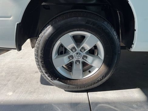 Used 2017 RAM 1500 Classic SLT image 32