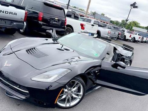 Used 2019 Chevrolet Corvette Stingray Convertible w/ 3LT Preferred Equipment Group RWD image 1