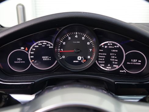 Used 2017 Porsche Panamera 4S image 19