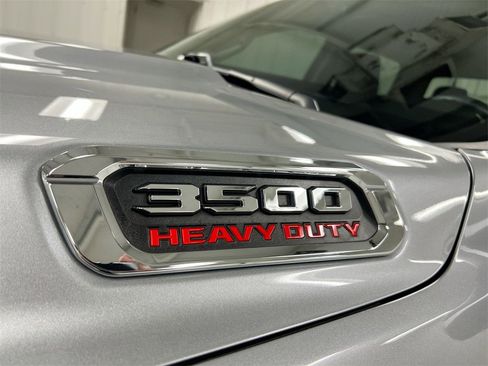 Used 2020 RAM 3500 Tradesman w/ Chrome Appearance Group image 25