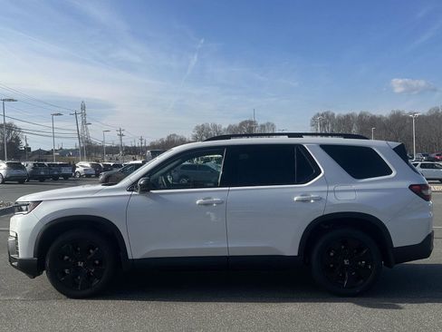 New 2026 Honda Pilot Black Edition image 2