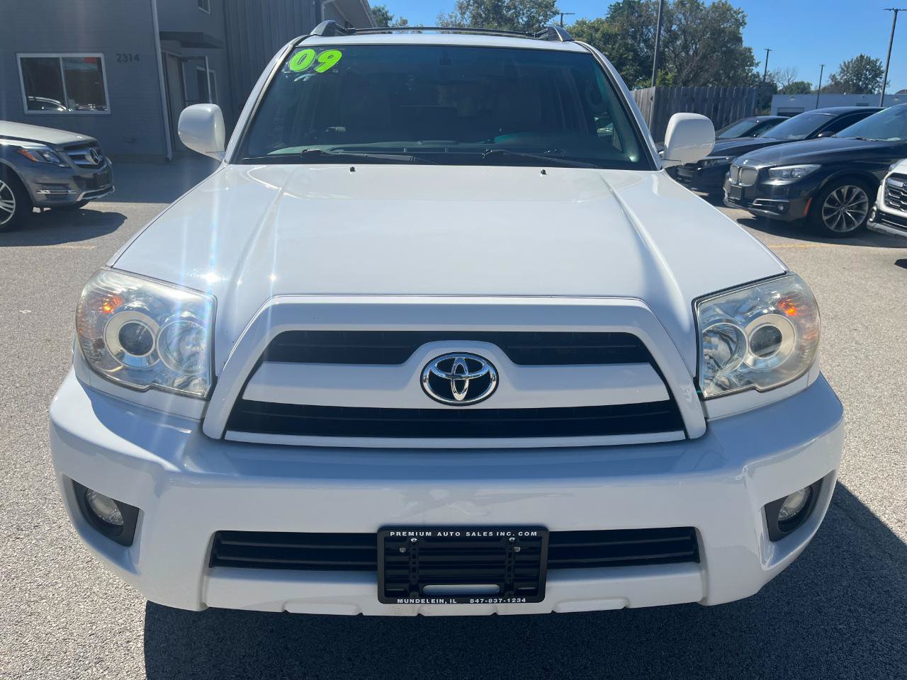Used 2009 Toyota 4Runner Limited w/ Limited Extra Value Pkg 1 AWD/4WD image 8