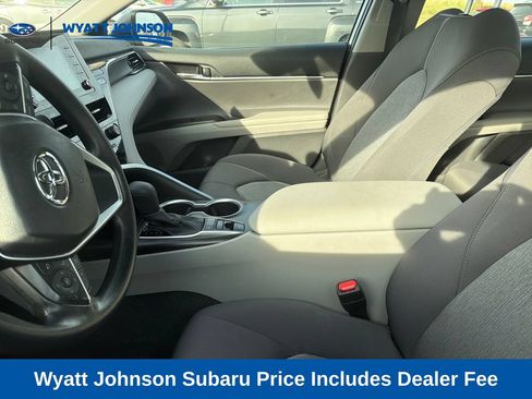 Used 2024 Toyota Camry LE AWD/4WD image 11