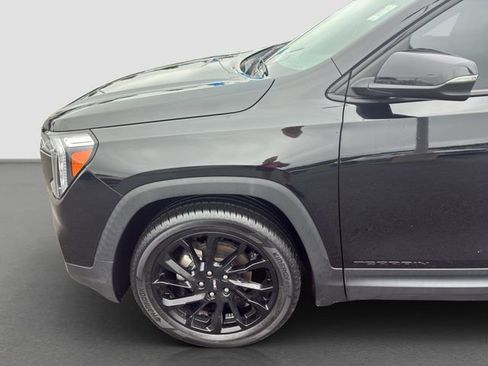 Used 2023 GMC Terrain SLT w/ Elevation Edition FWD image 23