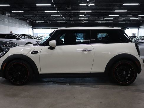 Used 2021 MINI Cooper 2-Door Hardtop w/ Storage Package image 2