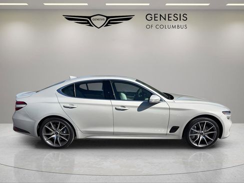 Used 2025 Genesis G70 2.5T AWD/4WD image 6