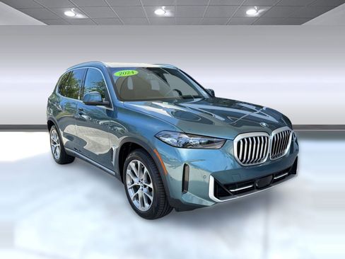 Used 2024 BMW X5 sDrive40i w/ Parking Assistance Package RWD image 7