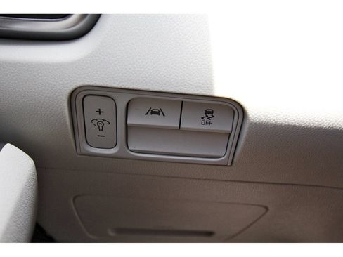 Used 2022 Kia Sorento S w/ Panoramic Sunroof Package FWD image 23