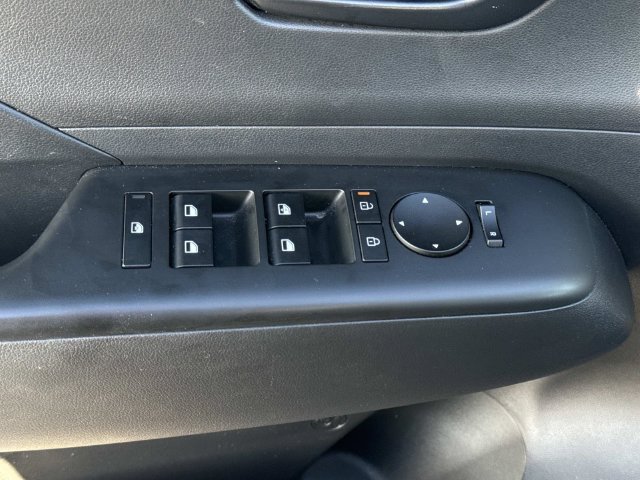 Used 2024 Hyundai Kona SEL FWD image 16