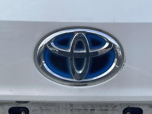 Used 2021 Toyota Highlander XLE image 9