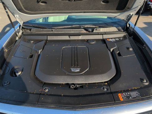 Certified 2023 Cadillac Lyriq Luxury image 31