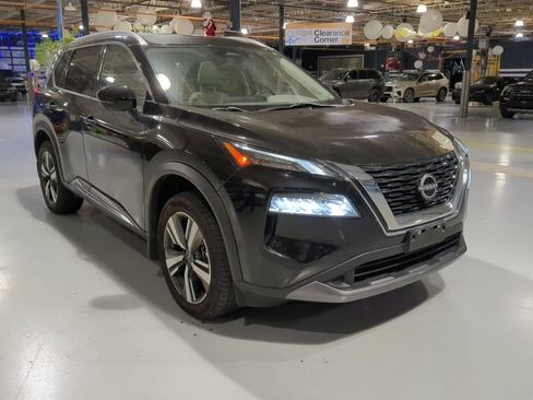 Used 2023 Nissan Rogue SL w/ SL Premium Package AWD/4WD image 5