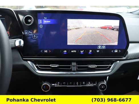 New 2026 Chevrolet Equinox EV LT image 15