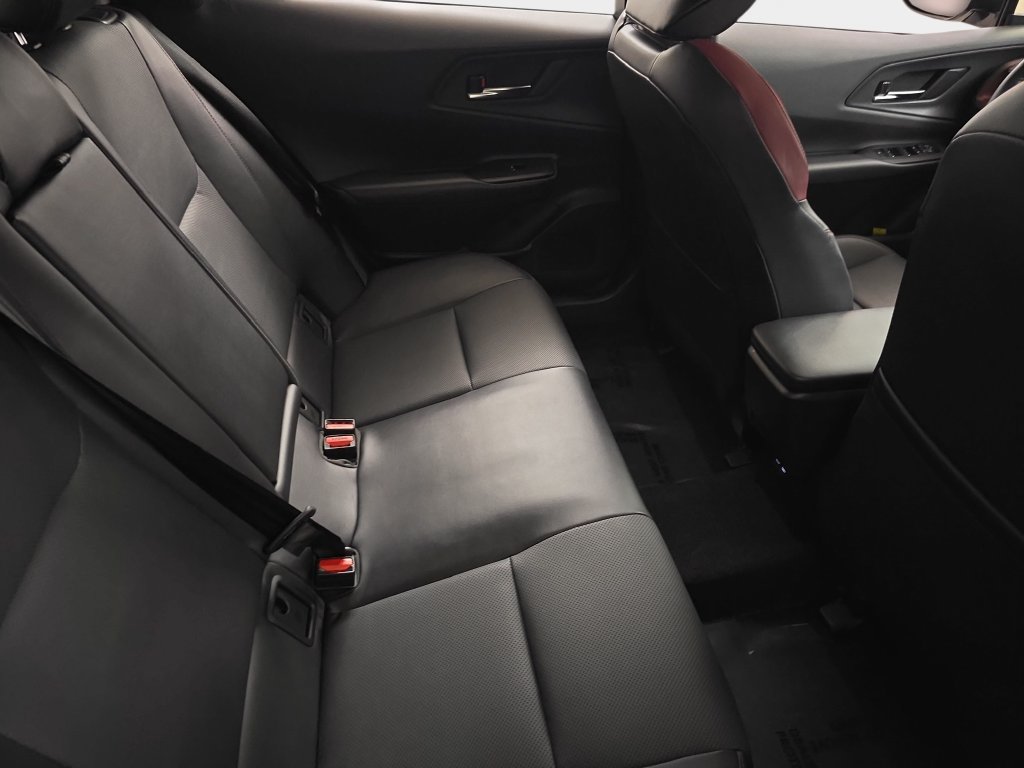 Used 2023 Toyota Prius Prime FWD image 13