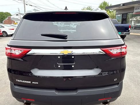 Used 2018 Chevrolet Traverse LT AWD/4WD image 6