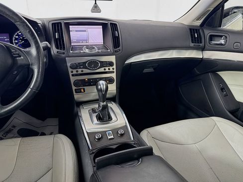 Used 2011 INFINITI G37 Convertible w/ Premium Pkg RWD image 27