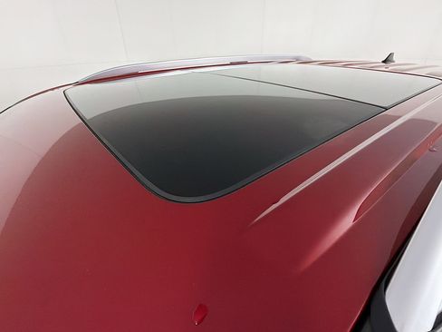 Used 2021 Ford Explorer Limited w/ Hybrid Equipment Group 310A image 15