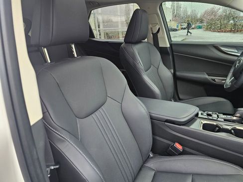 Used 2025 Lexus NX 350 AWD w/ Cold Area Package image 12