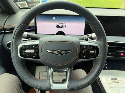 Certified 2026 Genesis GV70 2.5T Sport Prestige AWD/4WD image 5