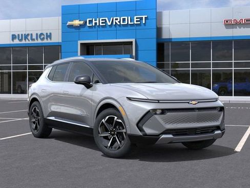 New 2025 Chevrolet Equinox EV LT AWD/4WD image 7