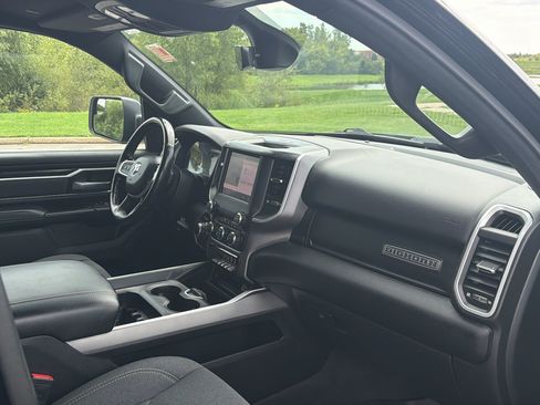 Used 2022 RAM 1500 Big Horn AWD/4WD image 26