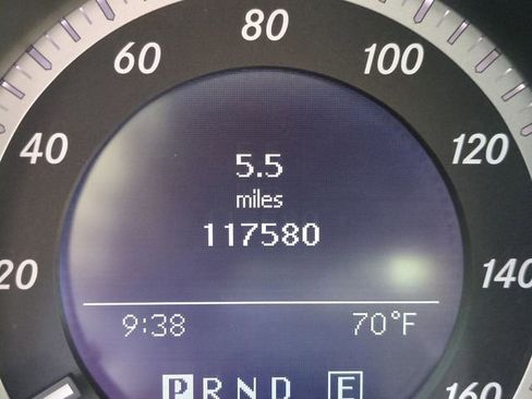 Used 2011 Mercedes-Benz C 300 4MATIC Sedan image 19