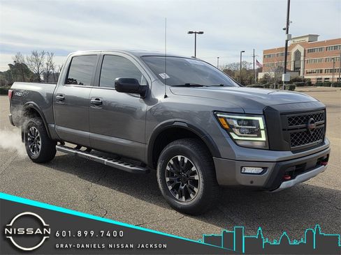 Used 2021 Nissan Titan PRO-4X w/ Pro-4x Utility Package image 1