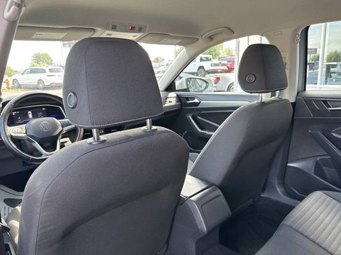Used 2022 Volkswagen Jetta S FWD image 25