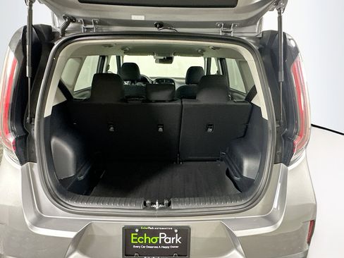 Used 2025 Kia Soul LX w/ LX Technology Package image 27
