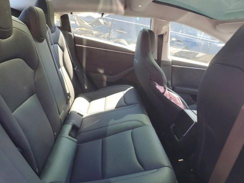 Used 2025 Tesla Model 3 Performance image 7