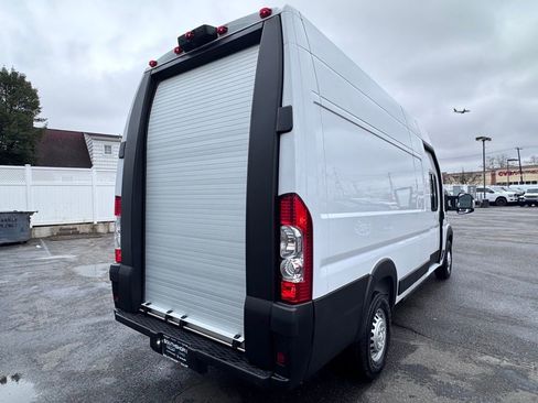 Used 2024 RAM ProMaster 3500 FWD image 9