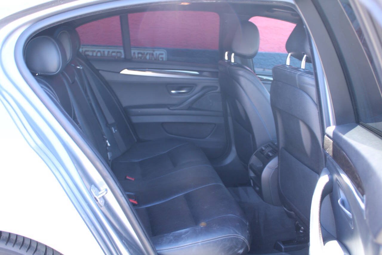 Used 2016 BMW 528i Sedan RWD image 17