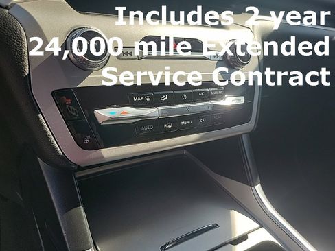 Used 2022 Ford Explorer XLT w/ Equipment Group 202A image 27