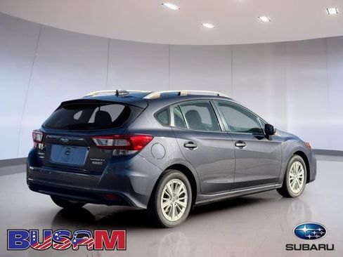 Used 2017 Subaru Impreza 2.0i Premium image 4