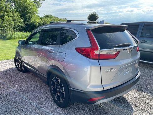 Used 2018 Honda CR-V Touring image 5