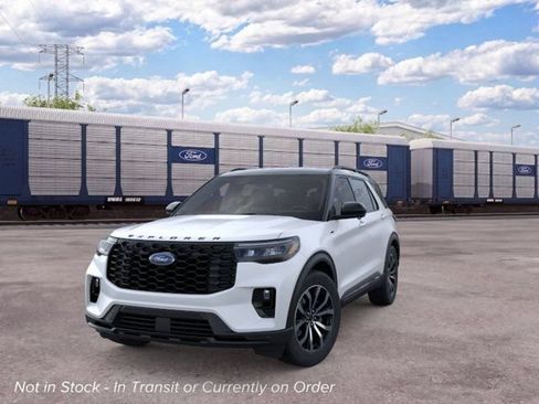 New 2026 Ford Explorer ST-Line RWD image 2