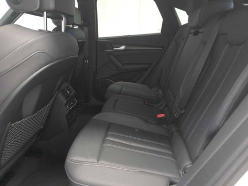 Used 2023 Audi Q5 2.0T Premium Plus w/ Premium Plus Package AWD/4WD image 13