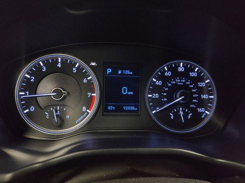 Used 2020 Hyundai Santa Fe SE AWD/4WD image 23
