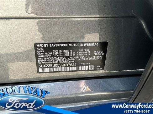 Used 2025 BMW X5 xDrive40i w/ M Sport Package image 21