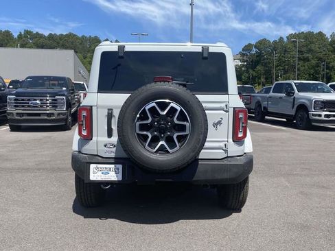 New 2026 Ford Bronco Outer Banks AWD/4WD image 4